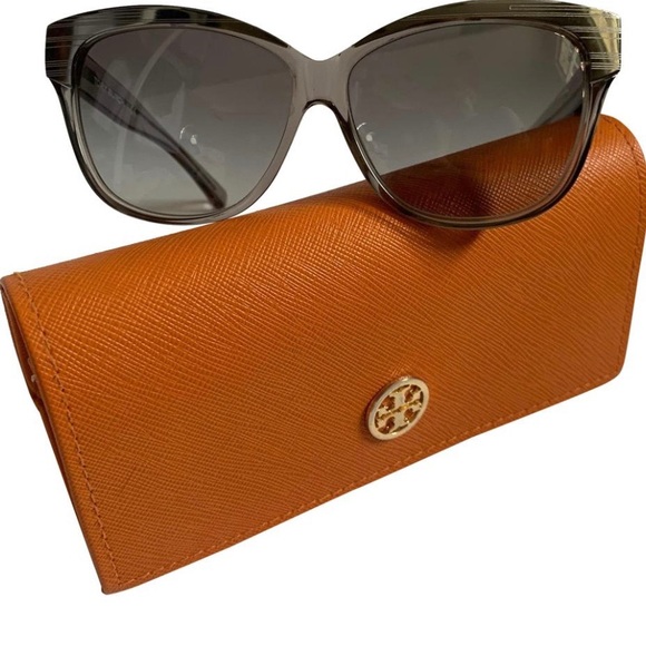 Tory Burch Accessories - ‼️SOLD‼️ Tory Burch Retro Cat Eye Grey Sunglasses